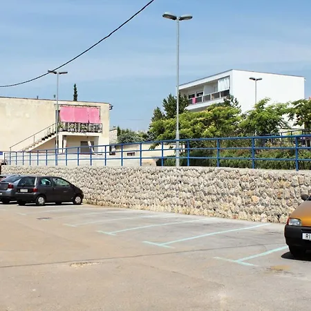 Apartman With Wifi - 2382 Novi Vinodolski