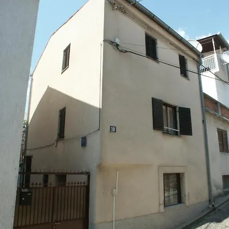 Apartment With Wifi - 2382 *