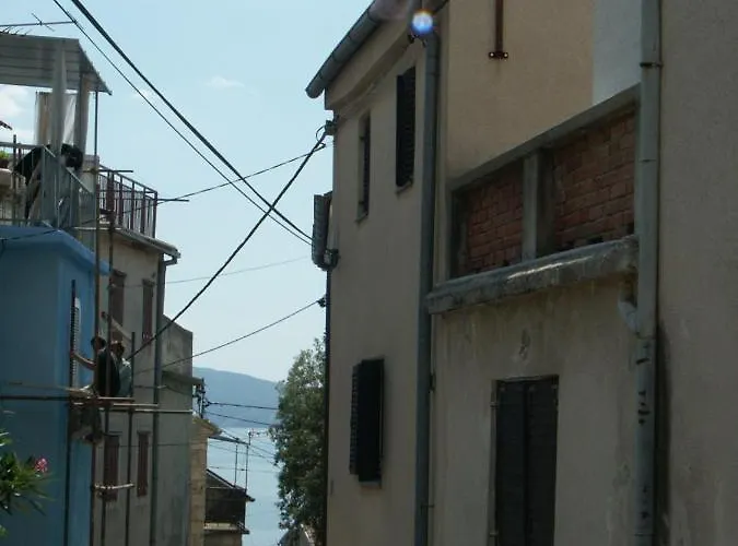 Apartman With Wifi - 2382 Novi Vinodolski